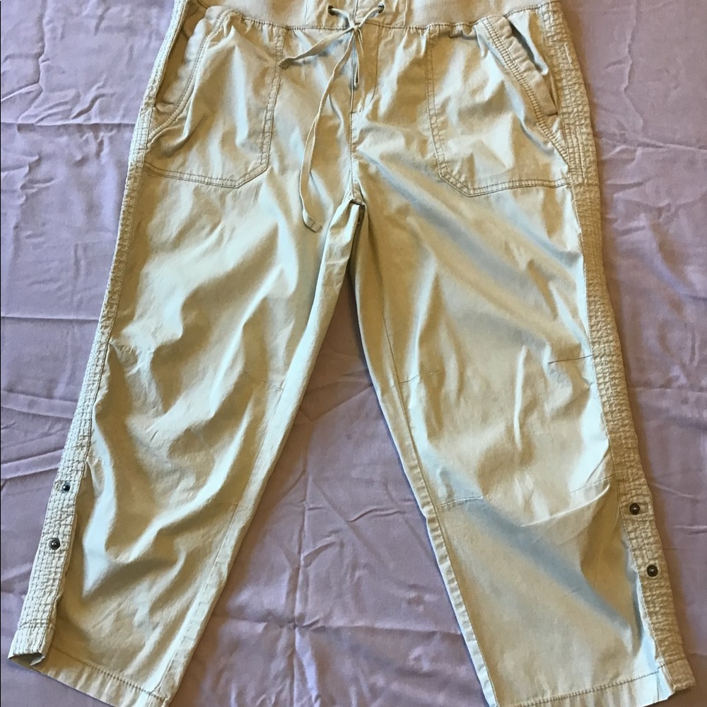 Women’s Khakis &  company Capris size 12